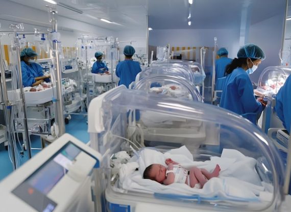 newborn-baby-hospital-nursery_255669-11794
